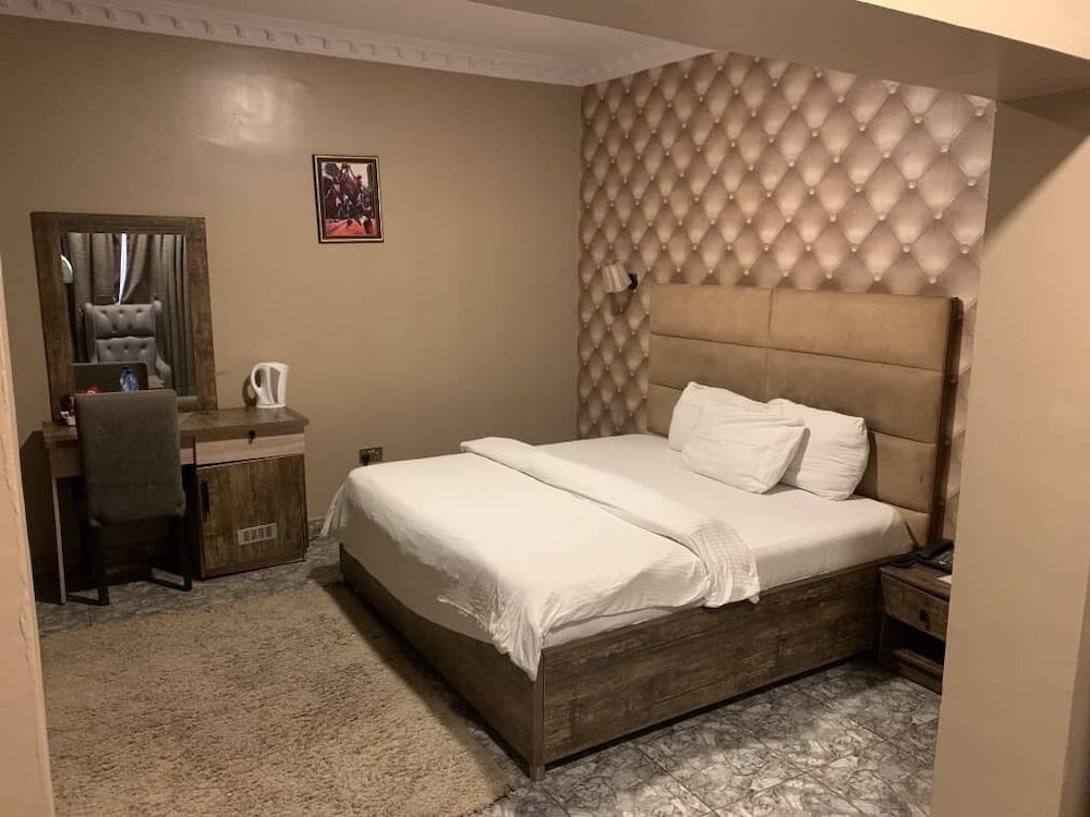 Deluxe Room - Photo 1