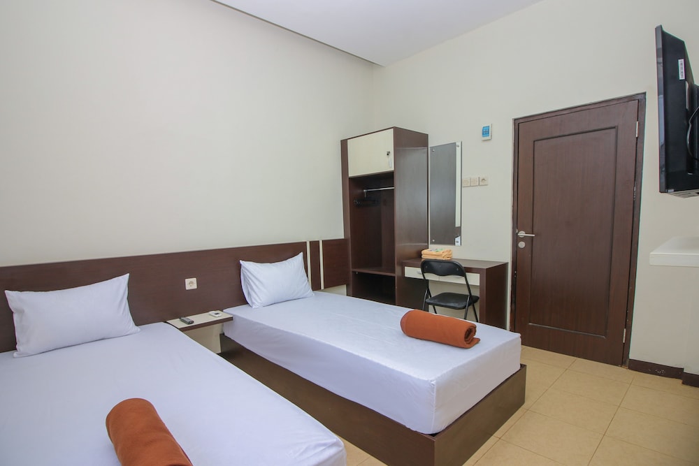 Standard Twin Room photo 1