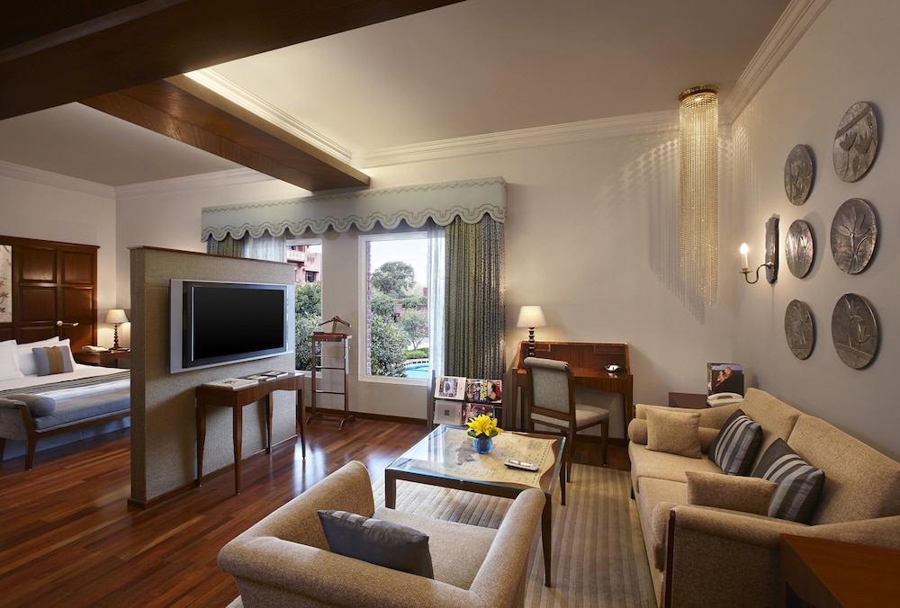 Junior Suite, 1 Bedroom - Photo 4