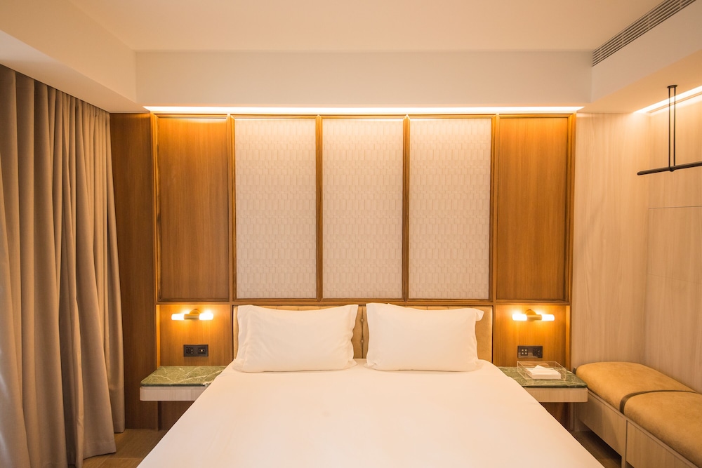 Grand Double Room photo 3