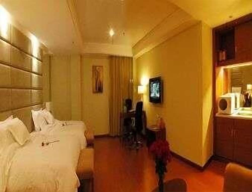 Deluxe Twin Room, 2 Twin Beds, Smoking photo 3