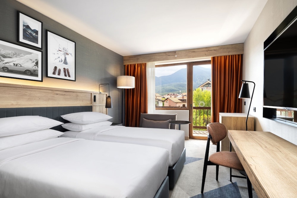 Deluxe Room, 1 Double Bed, Balcony