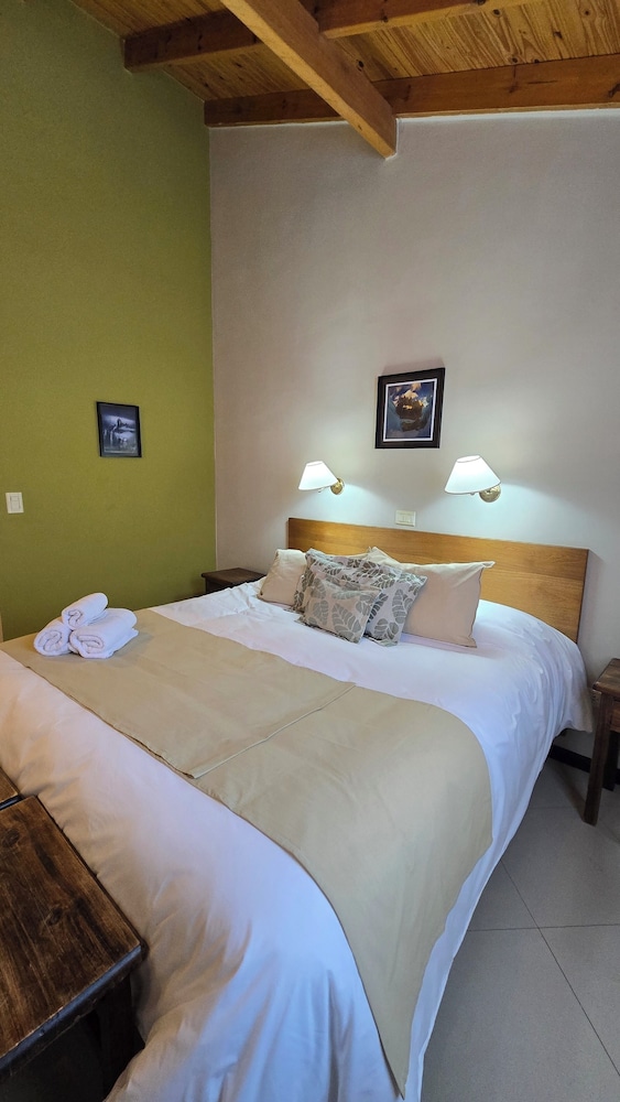 Deluxe Double or Twin Room photo 3