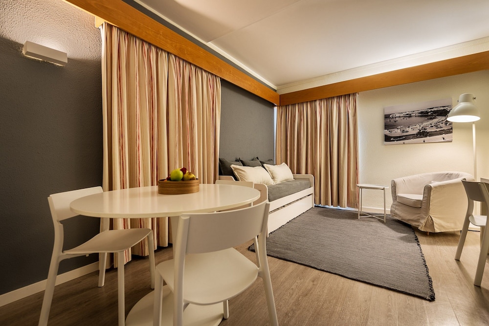 Family Apartment, 1 Bedroom (Superior) photo 3