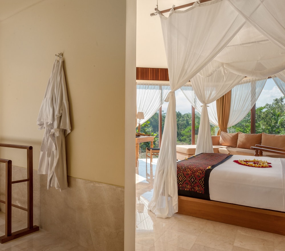 Available room