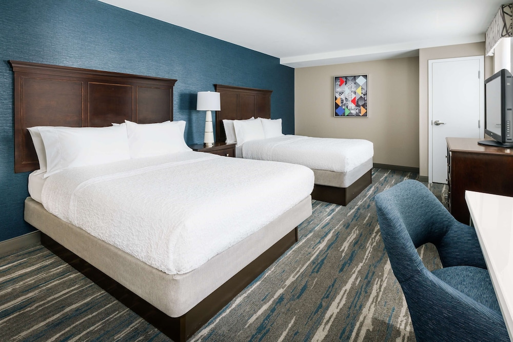 Two Queen Beds