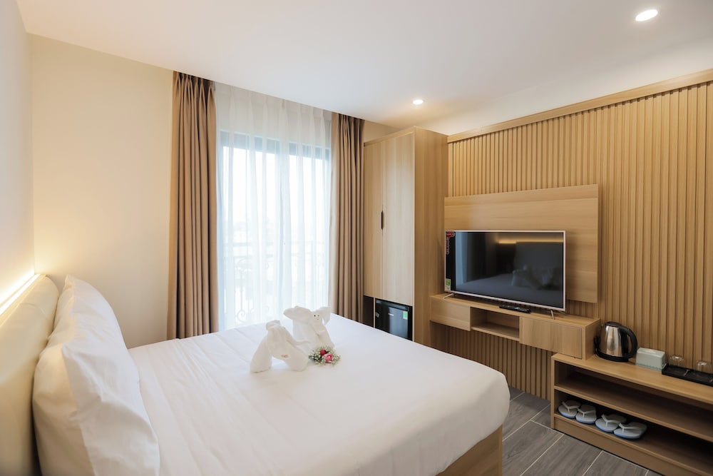 Deluxe Double with Balcony