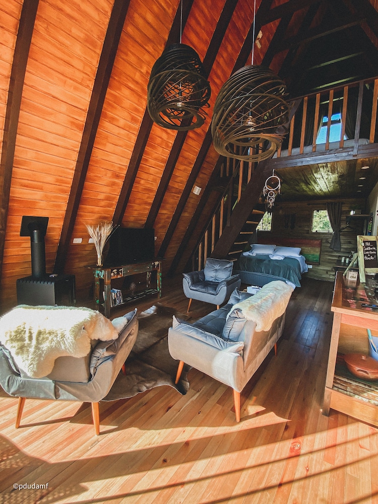 Traditional Studio Suite photo 3