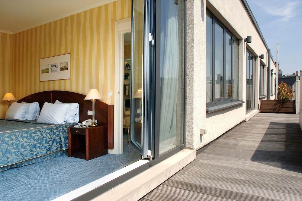 Panoramic Suite, Terrace (Ambassador) - Photo 1