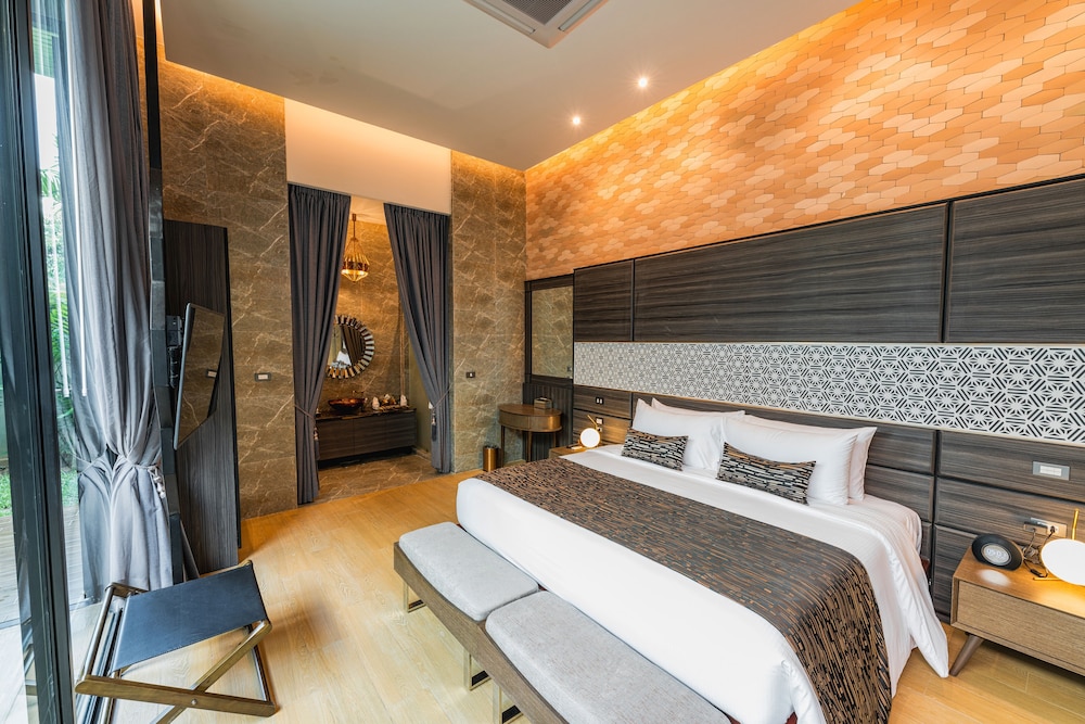 3-Bedroom Villa Suite - Photo 19