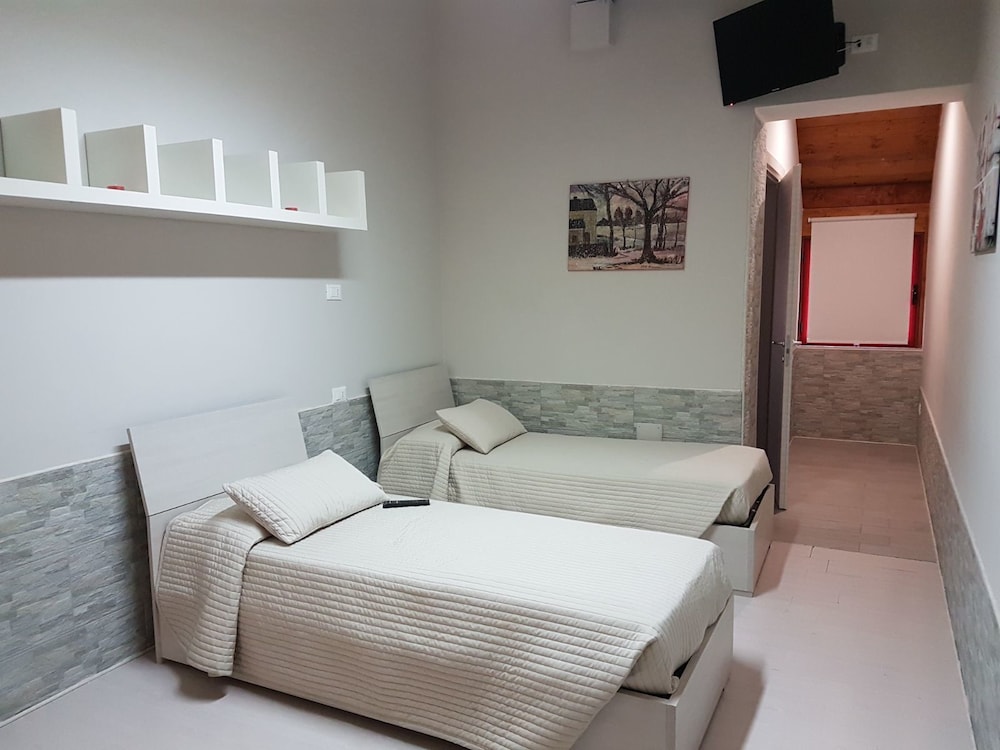 Twin Room photo 1