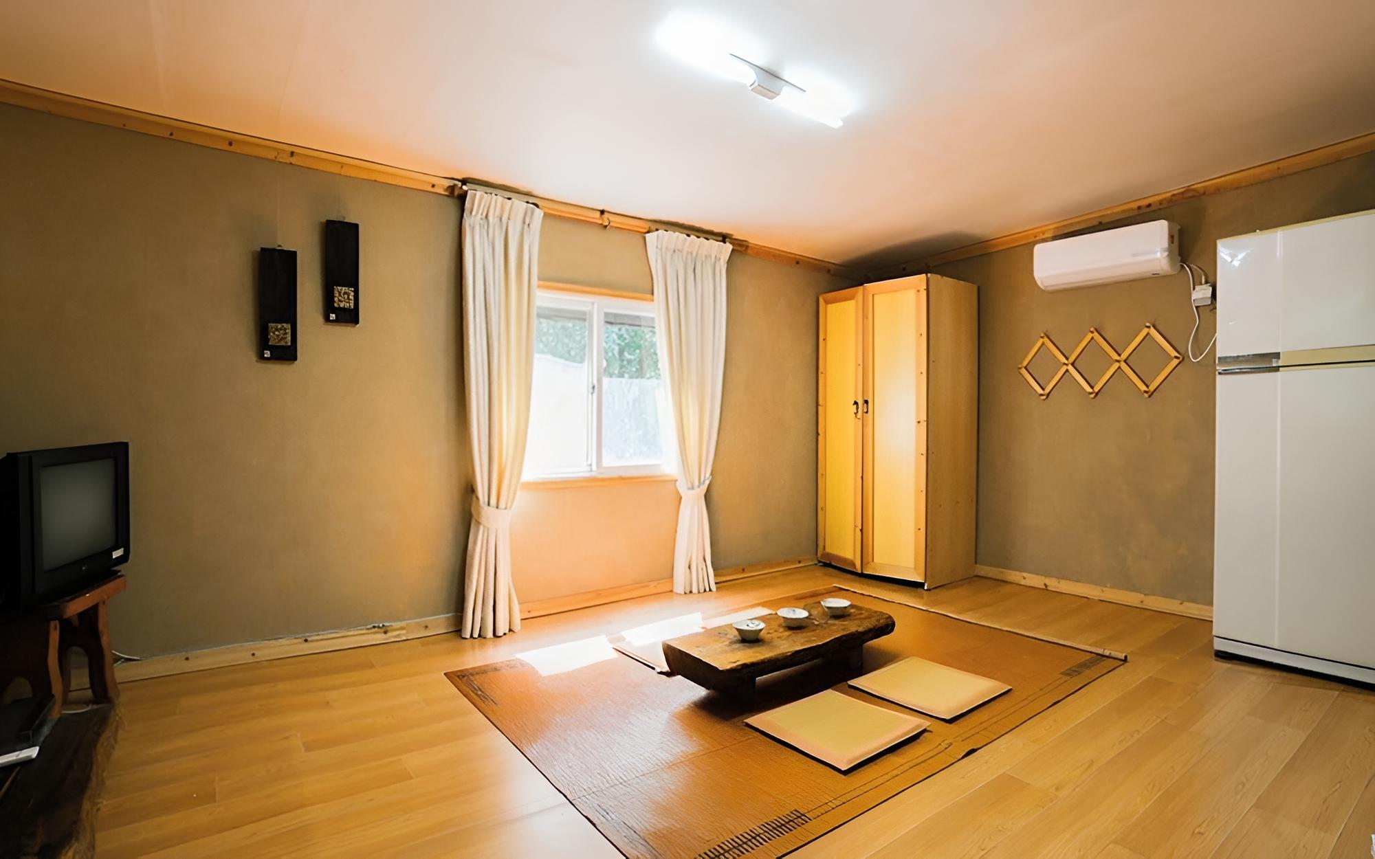 Room (Victor (Unshared House)) photo 1