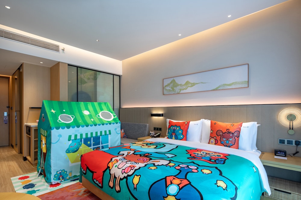 Standard Room, 1 King Bed (Kids Theme) photo 1