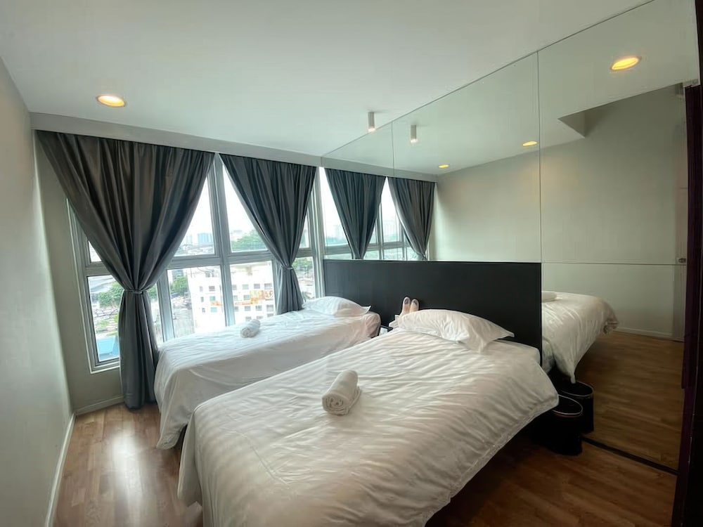 Superior Apartment, 2 Bedrooms, Balcony, City View