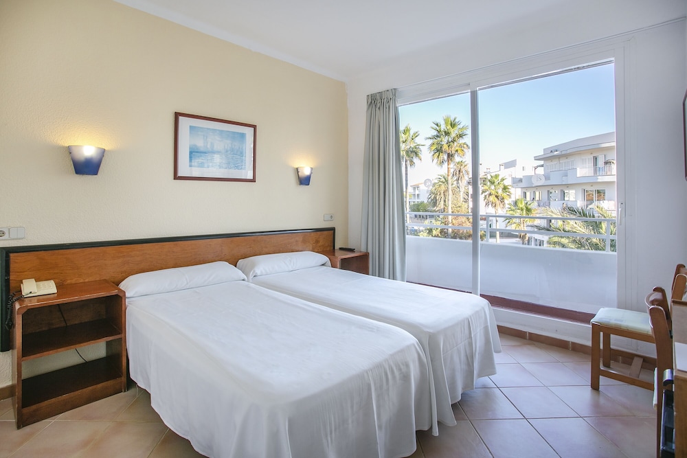 Double Room, Balcony - Photo 3