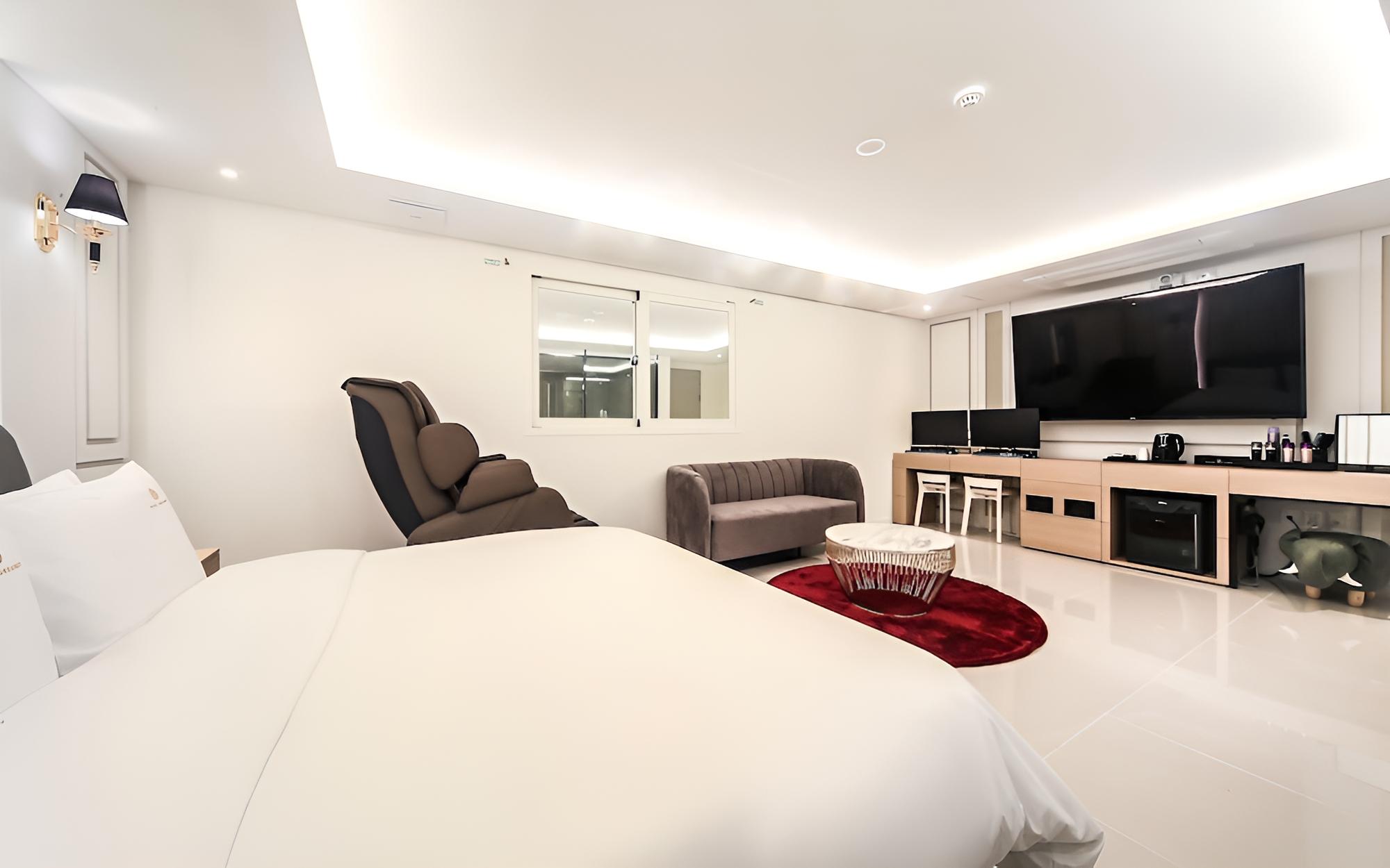 Room (Special room (2 PCs Netflix available) - Photo 3