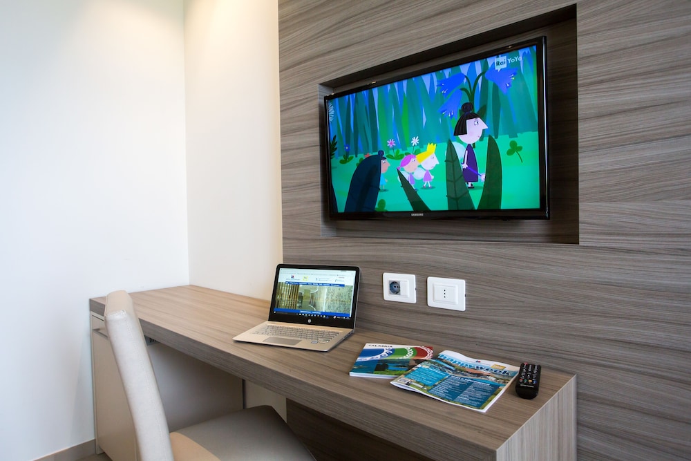 Superior Double or Twin Room, 1 Bedroom, Tower photo 3