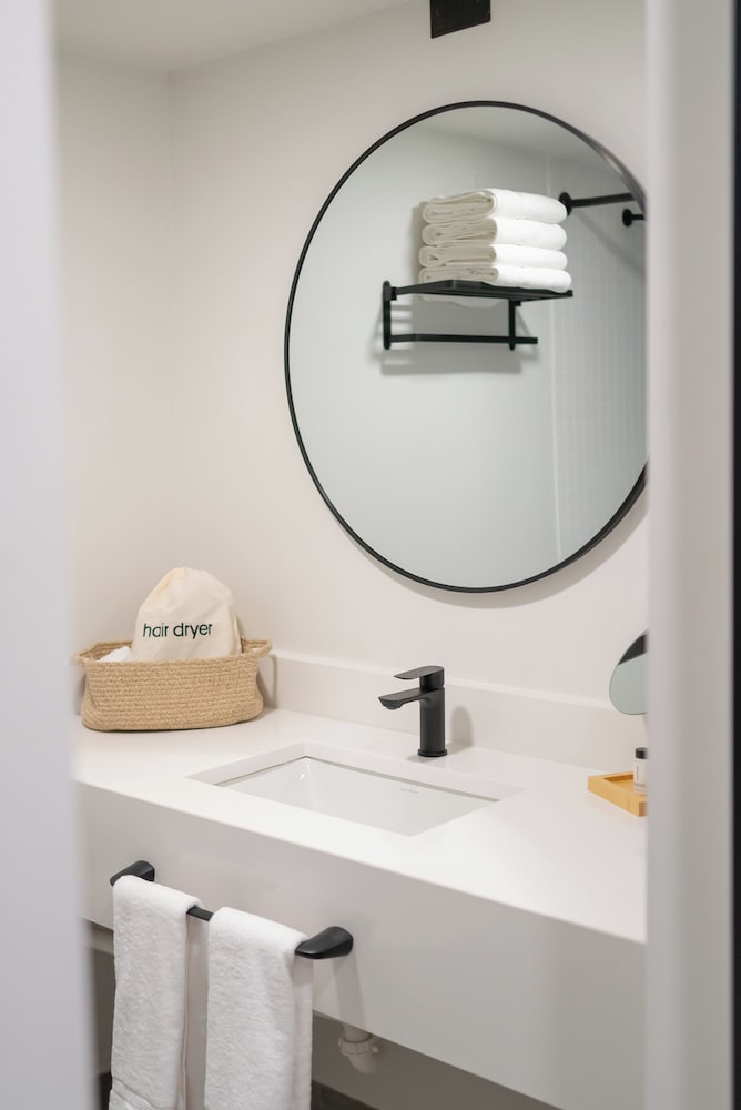 Deluxe Single Queen Room photo 3