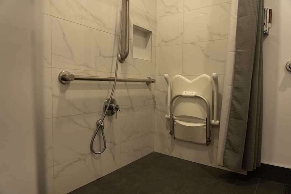 Superior Chalet, 3 Bedrooms, Non Smoking, Beach View photo 3