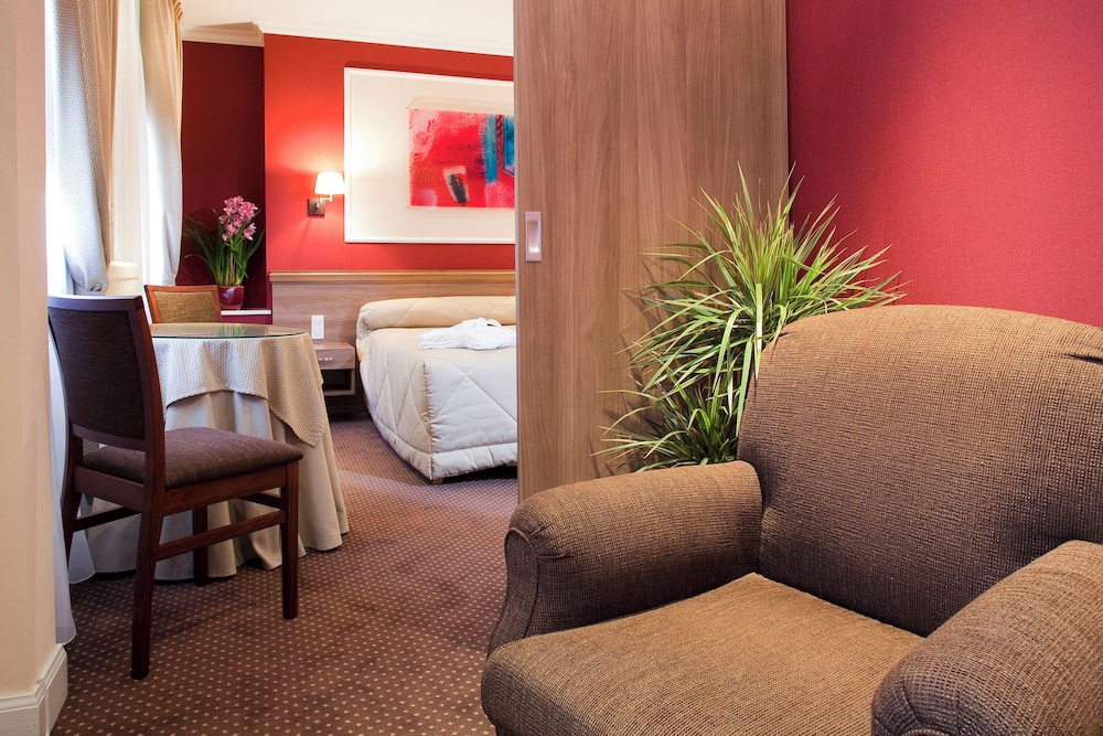 Premium Double or Twin Room photo 1