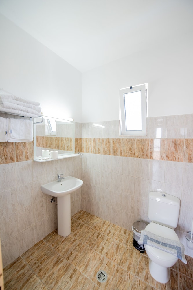Classic Apartment, 1 Bedroom, Balcony, Garden View photo 3