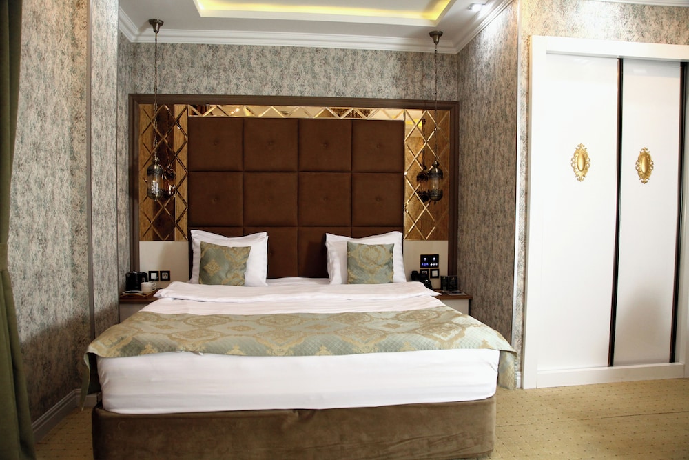 Large Double room (no window)