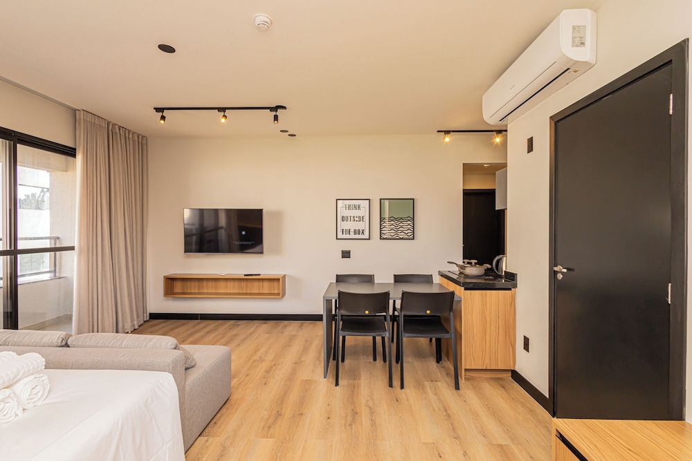 Premium Double Room, City View photo 2