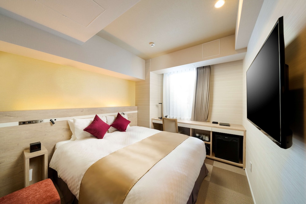 Superior Room, 1 Queen Bed, Non Smoking, Refrigerator photo 1