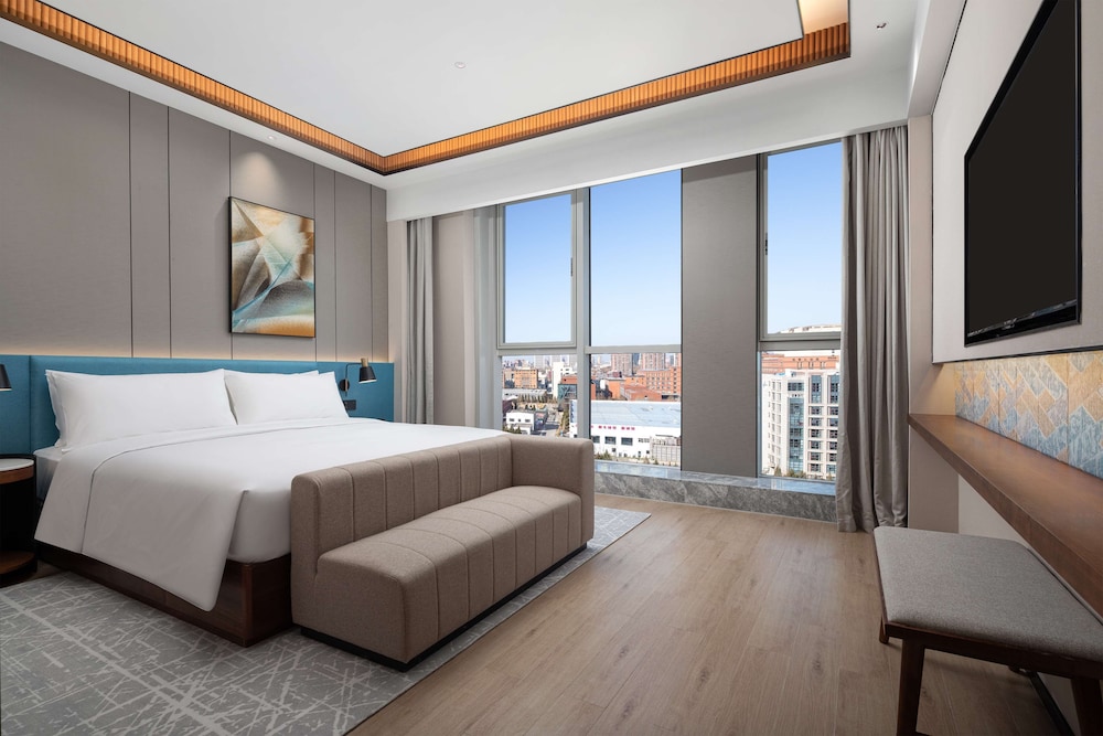 Deluxe Suite, 1 King Bed