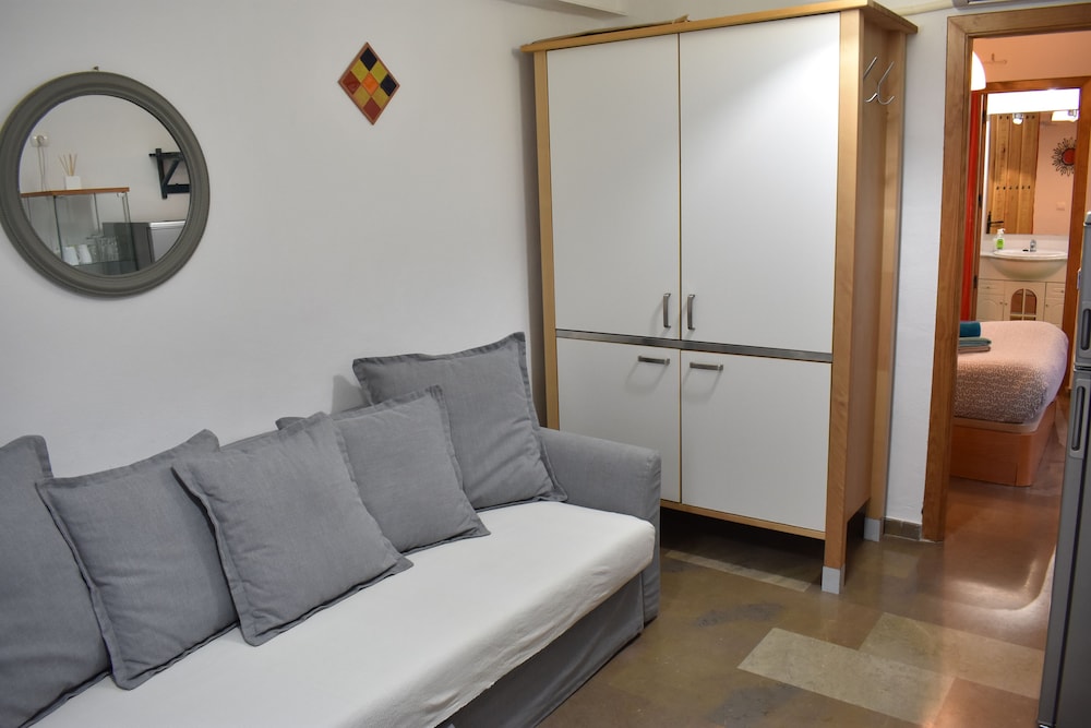 Apartment, 1 Bedroom - Photo 13