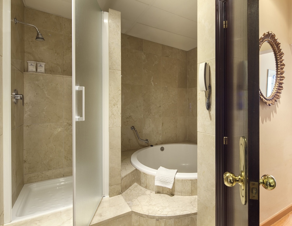 Junior Suite, 1 Double Bed photo 3