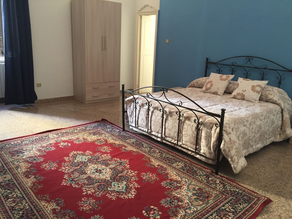 Classic Quadruple Room, Harbor View photo 1