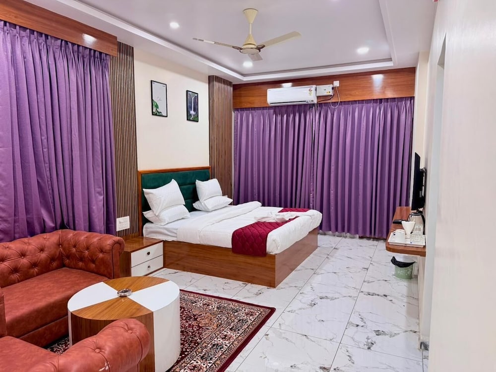 Deluxe Double Room, City View photo 1