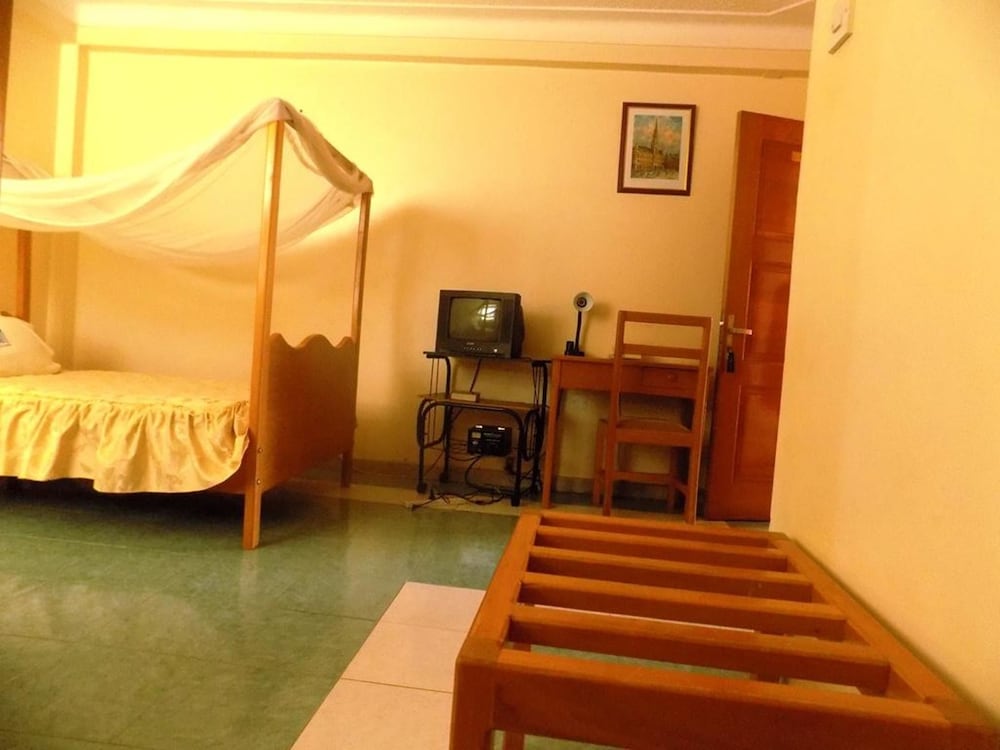 Single Room photo 2