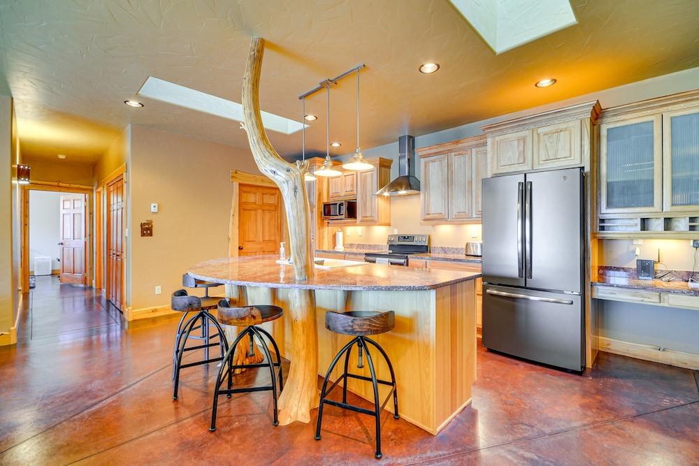 House (2 Bedrooms) photo 2