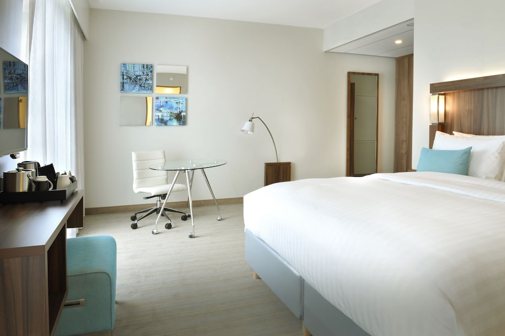 Superior Room, 1 King Bed