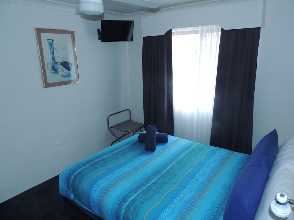 Standard Suite, 2 Bedrooms, Non Smoking, Balcony (Suite) photo 3