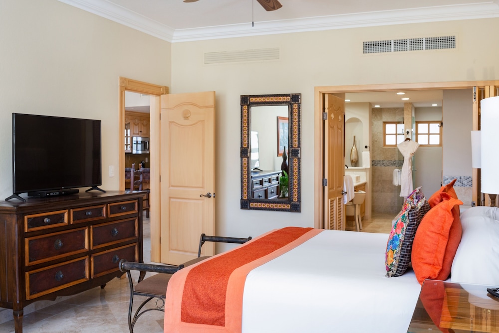 One Bedroom Suite - Photo 15
