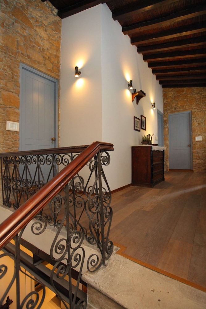 Traditional Room - Photo 9