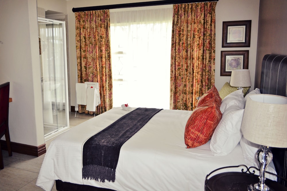 Double Room, 1 Queen Bed (№5) photo 3