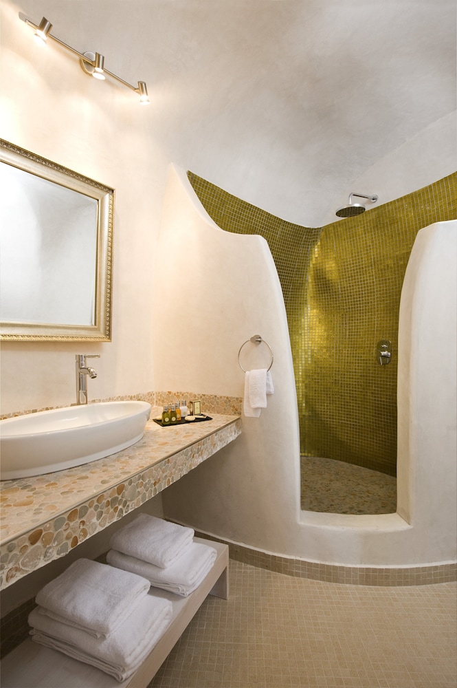 Junior Suite, Caldera View - Photo 3