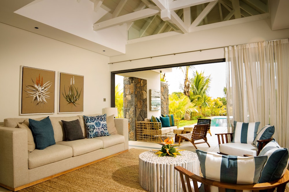 Deluxe Villa, Private Pool (1, 2 & 3 Bedrooms) photo 1