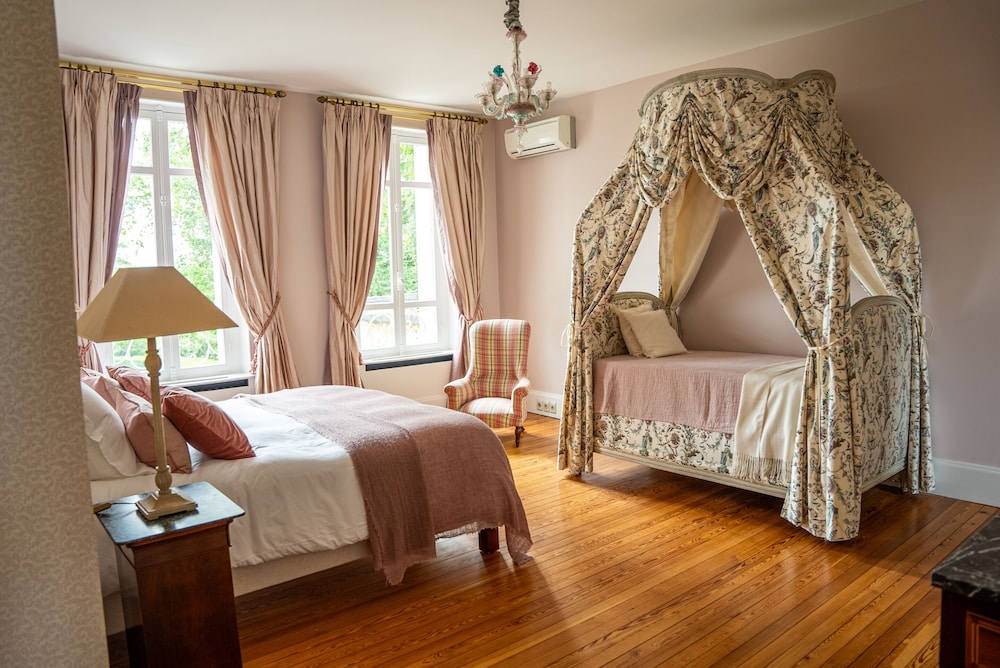 Deluxe Double Room, Garden View (Chambre au Château 2)