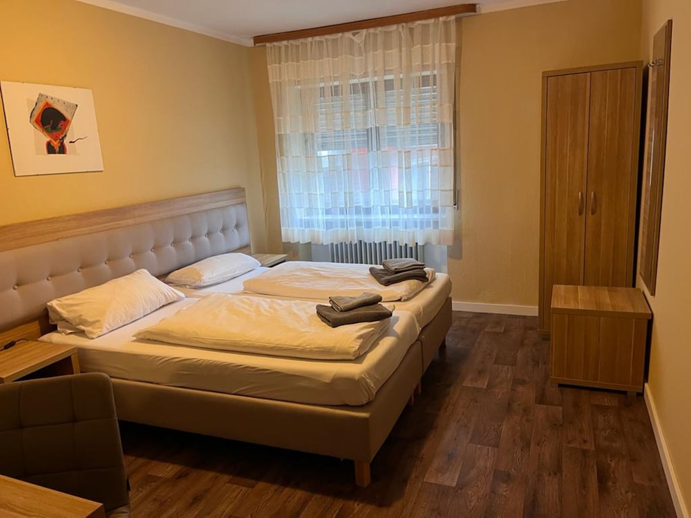 Double Room - Photo 3