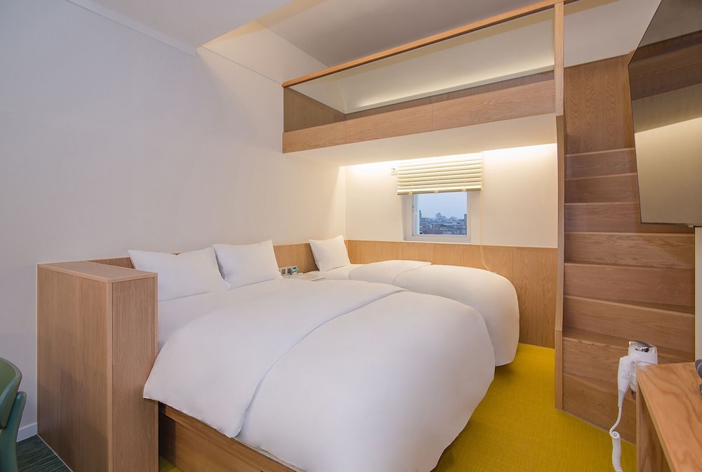 Blo By Blo Room - Photo 5