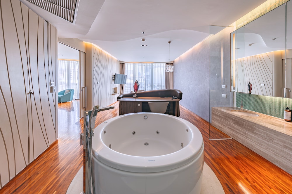 room photo