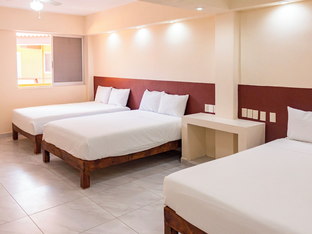 Standard Room (Three beds)