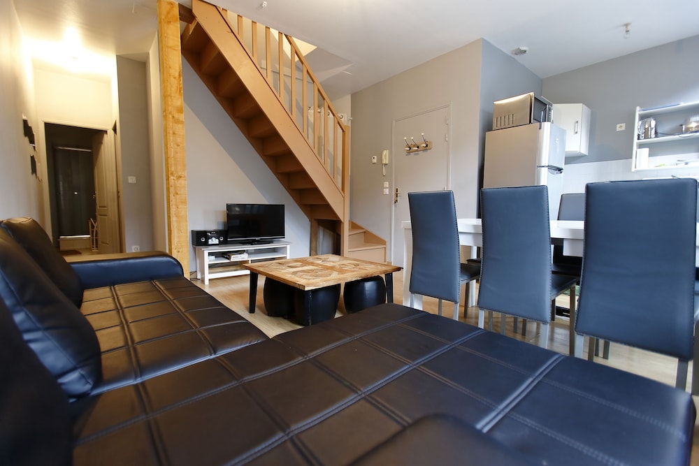 Family Apartment (F4 rdc D)