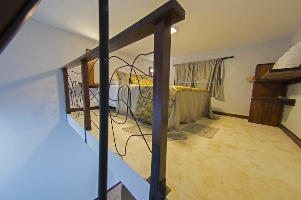 Grand Loft, Multiple Beds, Non Smoking photo 2