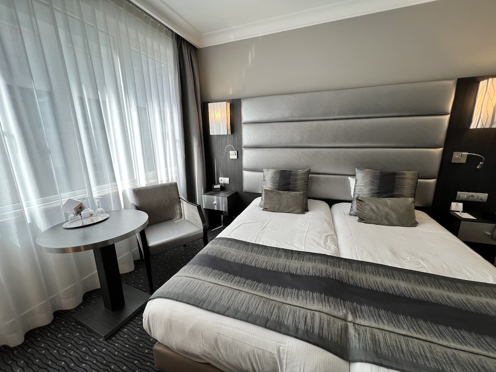 Standard Room, 2 Twin Beds, Non Smoking - Photo 7
